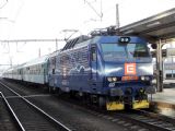 08.04.2006 - Olomouc hl.n.: 151.001-5 jako ''polo-Duhovka'' na R 709 Praha hl.n. - Břeclav © PhDr. Zbyněk Zlinský