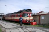 22.03.2008 - Olomouc - depo: nebezpečný lovec Zbyněk a 851.013 © Radek Hořínek