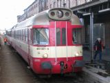 22.03.2008 - Olomouc hl.n.: 851.021-6 nastupuje opožděně na Os 13725 do Uničova (foto z Ex 524) © PhDr. Zbyněk Zlinský