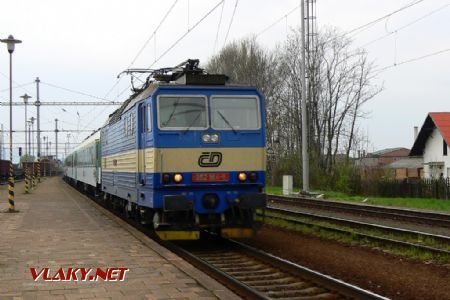 17.04.2008 - Hranice na Moravě : R 741 z Brna do Ostravy, v čele 362 164-6 © Karel Furiš