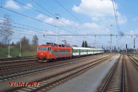 14.04.2008 - Svitavy: setkání s Os 5001 vjíždějícím z České Třebové do Svitav © Miloslav Bednář