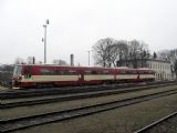 09.04.2005 - Zastávka u Brna: jednotka 835.001-9+835.201-5 jako Os 4812 z Brna © PhDr. Zbyněk Zlinský