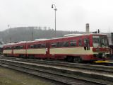 09.04.2005 - Zastávka u Brna: jednotka 835.001-9+835.201-5 jako Os 4812 z Brna © PhDr. Zbyněk Zlinský