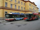 22.05.2008 - Jihlava: trolejbus č. 62 Škoda 24Tr linky BI a Škoda 21Tr č. 50 linky A © PhDr. Zbyněk Zlinský