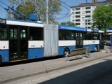 Zürich- následující pořadí linky 72 zajišťoval starý kloubový trolejbus MB O405 z roku 1987číslo 143. 07.05.2008 © Lukáš Uhlíř