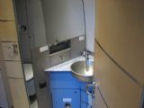 Záchod jednotky Velaro řady 103 RENFE. 15.05.2008 © Ing. Jan Přikryl