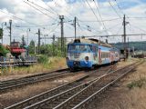 23.06.2008 - Praha-Vršovice: jednotka 451.041-8/451.039-2 odjíždí jako soupravový vlak na hlavní nádraží © PhDr. Zbyněk Zlinský