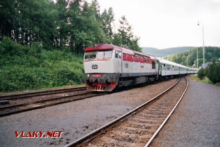 28.6.2008 - Ostružná: 749.246 místo 749.248 přiváží opožděný R908 Praděd © Radek Hořínek