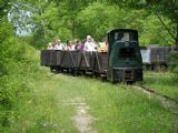 Vláčik na trati (vpravo koľaj do štôlne), 28.6.2008, © Peter Bado