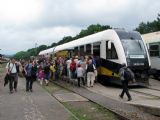 19.07.2008 - Trutnov hl.n.: nával do jednotky SA134-005 po příjezdu na opožděném Os 39403 Lwówek Śląski – Trutnov hl.n. © PhDr. Zbyněk Zlinský