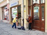 19.07.2008 - Jelenia Góra: pouliční hudebník na ul. 1 Maja © PhDr. Zbyněk Zlinský