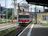 19.07.2008 - Jelenia Góra: jednotka EN57-780 nastupuje na R-55135 Jelenia Góra - Węgliniec © PhDr. Zbyněk Zlinský