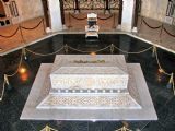 14.06.2008 - Monastir: Mausolée de Bourguiba - prezidentův hrob s Koránem © PhDr. Zbyněk Zlinský