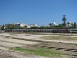 15.06.2008 - Sousse: lokomotiva 91 91 0 000566-0 v čele DClim 12-5/64 Tunis Ville - Sousse a 91 91 0 000565-2 s odstavenou soupravou © PhDr. Zbyněk Zlinský