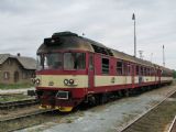 7.09.2008 - Opočno pod O.h.: 854.207-8 přiváží Os 5111 Meziměstí - Týniště n.O. © PhDr. Zbyněk Zlinský