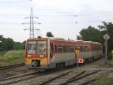 Marfuša 6341-019 vchádza do stanice Óbuda zo spojovacej koľaje, ktorej zapojenie pred začatím výluky podstúpilo zmenu. (2.7.2008)