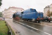 15.9.2008 - Brno: tendrem 935.015 se Albatros vrací z výstaviště na provozní ošetření © Radek Hořínek