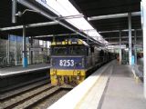 10.7.2008 – Parramatta, Nákladný vlak prechádza cez Parramatta Station © Michal Weiszer