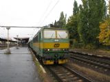 10.10.2008 - Praha-Vršovice: 163.067-2 přivezla R 1950/954 z Letohradu © PhDr. Zbyněk Zlinský