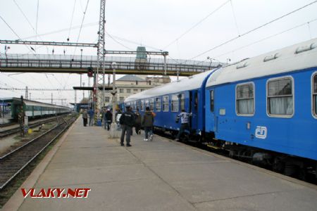 22.10.2008 - Hradec Králové hl.n.: Preventivní vlak - výměna návštěvníků © PhDr. Zbyněk Zlinský