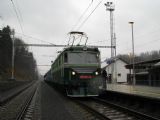 20.11.2008 - Jablonné n.O.: 180.001-0 v čele ZvlSp 33365 po příjezdu © PhDr. Zbyněk Zlinský