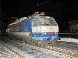 20.12.2008 - Praha hl.n.: 350.005-5 čeká na další výkon © PhDr. Zbyněk Zlinský