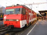 8.5.2008 - GoldenPass Panoramic-Express v stanici Interlaken Ost pripravený na odchod, Interlaken Ost - Luzern © František Halčák