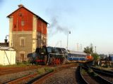 19.05.2007 - PJ Pardubice: 464.202, doprovodný vůz 38-00 013-7 WLAB a 110.003-1 © PhDr. Zbyněk Zlinský