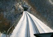 Zimní pohled na jeden z mnoha tunelů na trati Mostar- Sarajevo. 16.12.2007 © Elmir Vejzovič