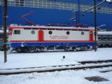 Modernizovaná lokomotiva řady 441.9 ŽFBH před novou halou depa Rajlovac.15.2.2008 © Mirsad Hušković