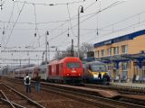 2016.032 ÖBB spolu s Pendolinom 680.003 ČD a ďalší fotovači :-), 17.03.2009, © Marián Rajnoha