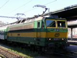 21. 10. 2008 - Praha, Masarykovo nádraží, klasická súprava vedená rušňom, ako inak ďalším Esom..., © Mgr. Michal Kočuta