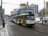 25.02.2009 - Liberec: dvojice vozů č. 37 (T3P-LF) a 78 (T3P Var CB3) na lince 3 přijíždí k zastávce Rybníček © PhDr. Zbyněk Zlinský