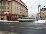 25.02.2009 - Liberec: dvojice vozů č. 83 (T3M) + 53 (T3M) na lince 3 přijíždí k zastávce Nádraží © PhDr. Zbyněk Zlinský