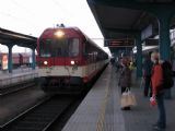 04.04.2009 - Hradec Králové hl.n.: 843.018-3 přiváží R 981 Liberec - Pardubice hl.n. © PhDr. Zbyněk Zlinský