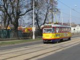 04.04.2009 - Olomouc: tramvaj č. 178 (T3RP) na lince 4 v ul. Hodolanské, v pozadí s ní ladí 740.705-9 Olomoucké dopravní s.r.o.© PhDr. Zbyněk Zlinský