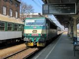 04.04.2009 - Olomouc hl.n.: 163.042-5 přiváží Os 3715/3714 Česká Třebová - Nezamyslice  © PhDr. Zbyněk Zlinský