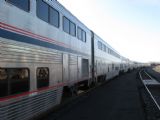 Nastupovanie do dlhej súpravy Amtraku © Peter Rusko