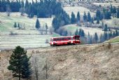 MOs smerujúci do Červenej Skaly na násype telgártskej slučky. Apríl 2009 © Ivan Wlachovský