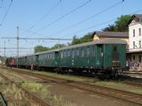 02.05.2009 - Jaroměř: souprava vlaku do Hradce Králové v čele se 434.2186 © PhDr. Zbyněk Zlinský