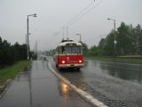 16.05.2009 - Hradec Králové: historický trolejbus č. 358 přijíždí na zastávku Na Plachtě © PhDr. Zbyněk Zlinský