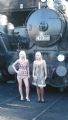 01.05.2009 - Polská děvčata (loňská Miss a Vicemiss ''Świata Parowozów'') před českou lokomotivou © Jan Guzik