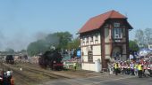 02.05.2009 - Souběžná jízda: Ok1-359 (Wolsztyn) a Ty2-953 (Chabówka) © Jan Guzik