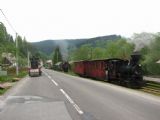 9. 5. 2009: Parné valce a parné vlaky prevzali kontrolu na cestou a železnicou, © štb