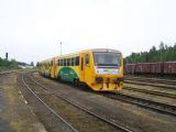 814.225-9 + 814.226-7, Kladno, Os 9815, 16.5.2009 © lacino.h