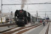 27.06.2009 - Břeclav: 475.101 odjíždějící s vlakem do Lednice © Milan Vojtek