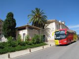 09.06.2009 - Inca: staniční budova z  Av. del Tren a autobus TIB © PhDr. Zbyněk Zlinský