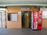 09.06.2009 - Sa Pobla: dopravní kancelář a nezbytný nápojový automat © PhDr. Zbyněk Zlinský
