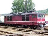 03.07.2004 - Bad Schandau: lokomotiva 180.011-9 DB na nákladním vlaku směrem do ČR © PhDr. Zbyněk Zlinský