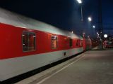 21.07.2009 - München Hbf: Časť súpravy CNL 418 vrátane lôžkového vozňa do stanice Paris-Est © Martin Kóňa